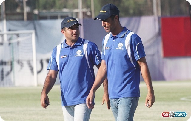 מאיר סומך (מימין) (לירן דורף)